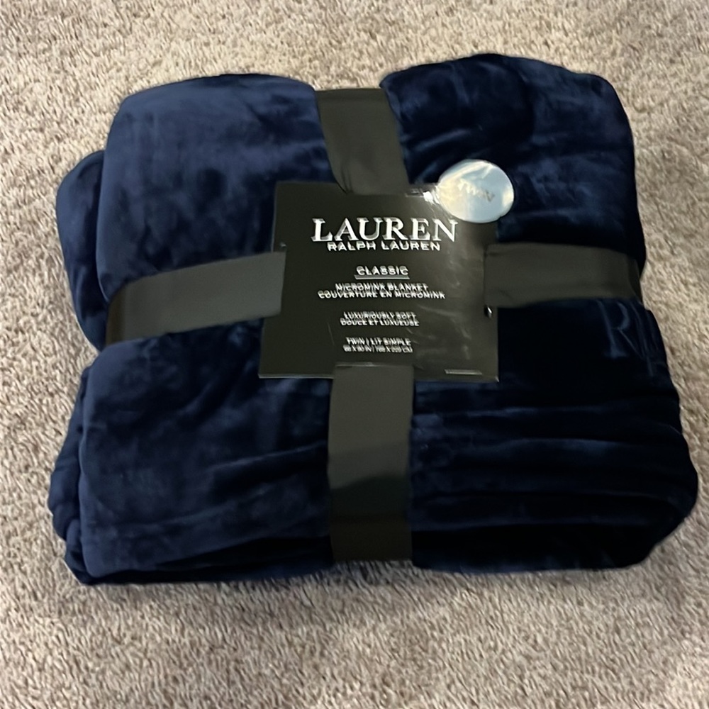 Ralph Lauren Twin Micromink Throw Blanket 66”x90” navy blue new
